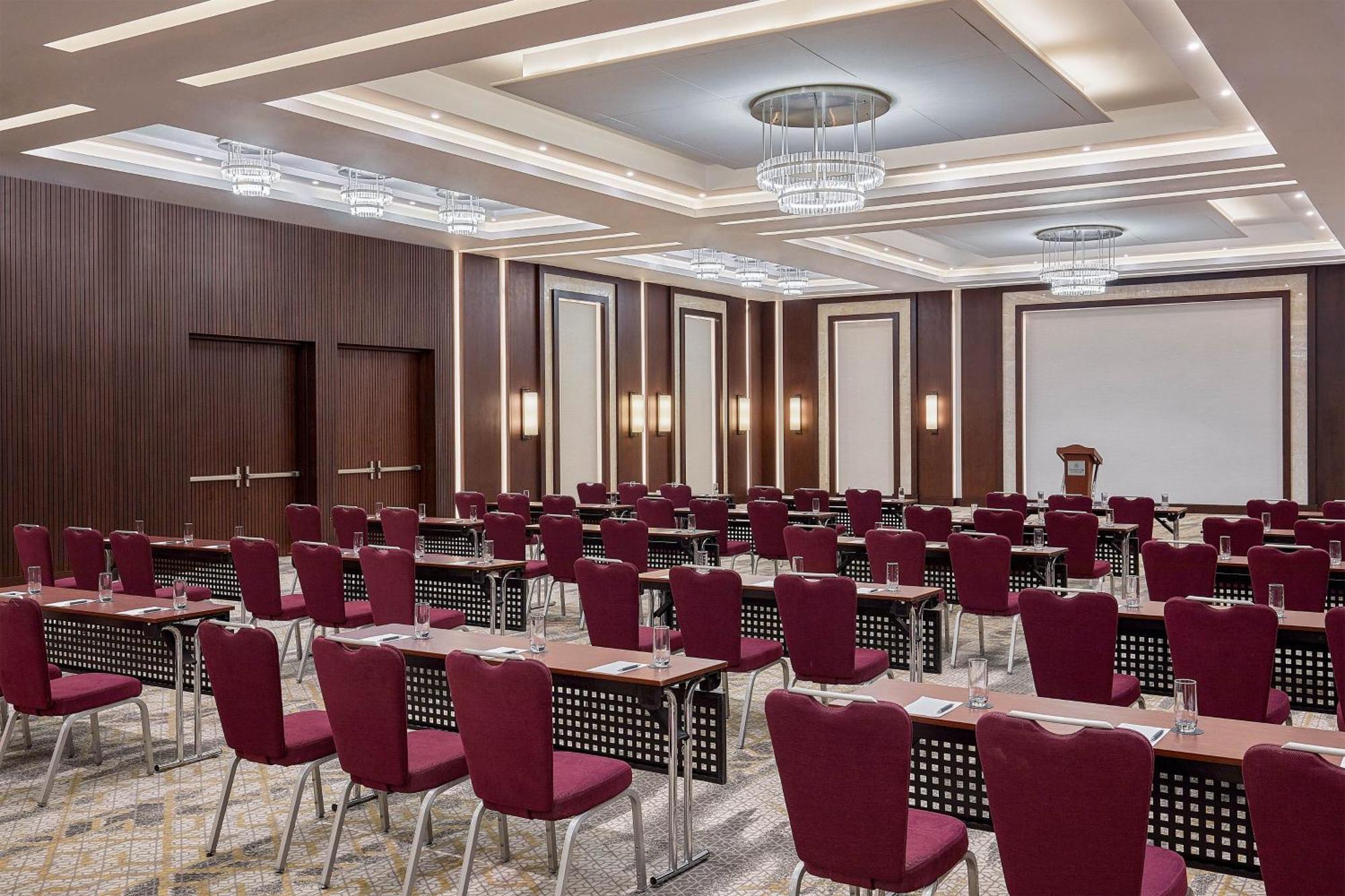 Sheraton Cairo Hotel & Casino Giza Exterior foto The ballroom