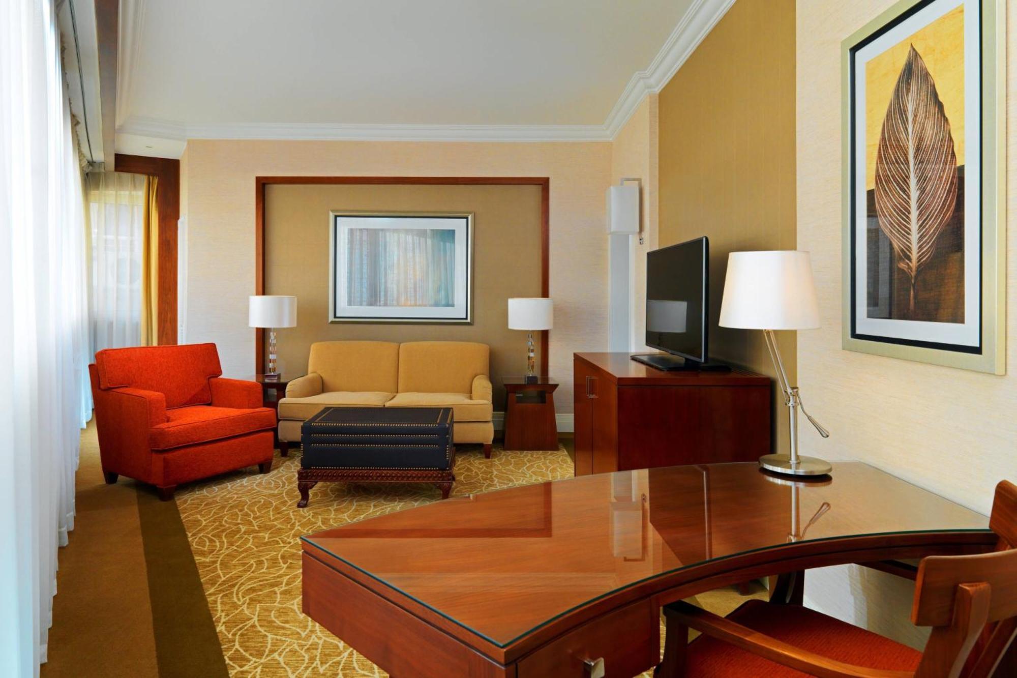 Sheraton Cairo Hotel & Casino Giza Exterior foto A suite at the Sheraton Jumeirah Hotel