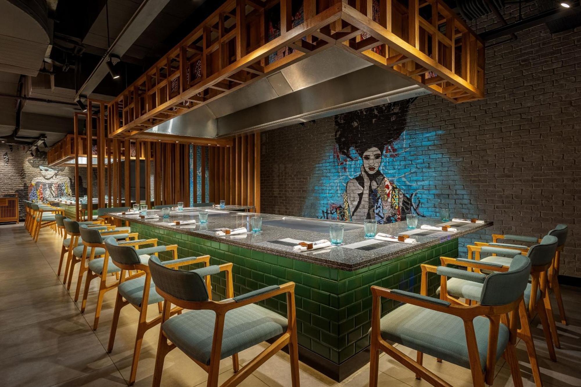 Sheraton Cairo Hotel & Casino Giza Exterior foto Sushi restaurant in Bangkok