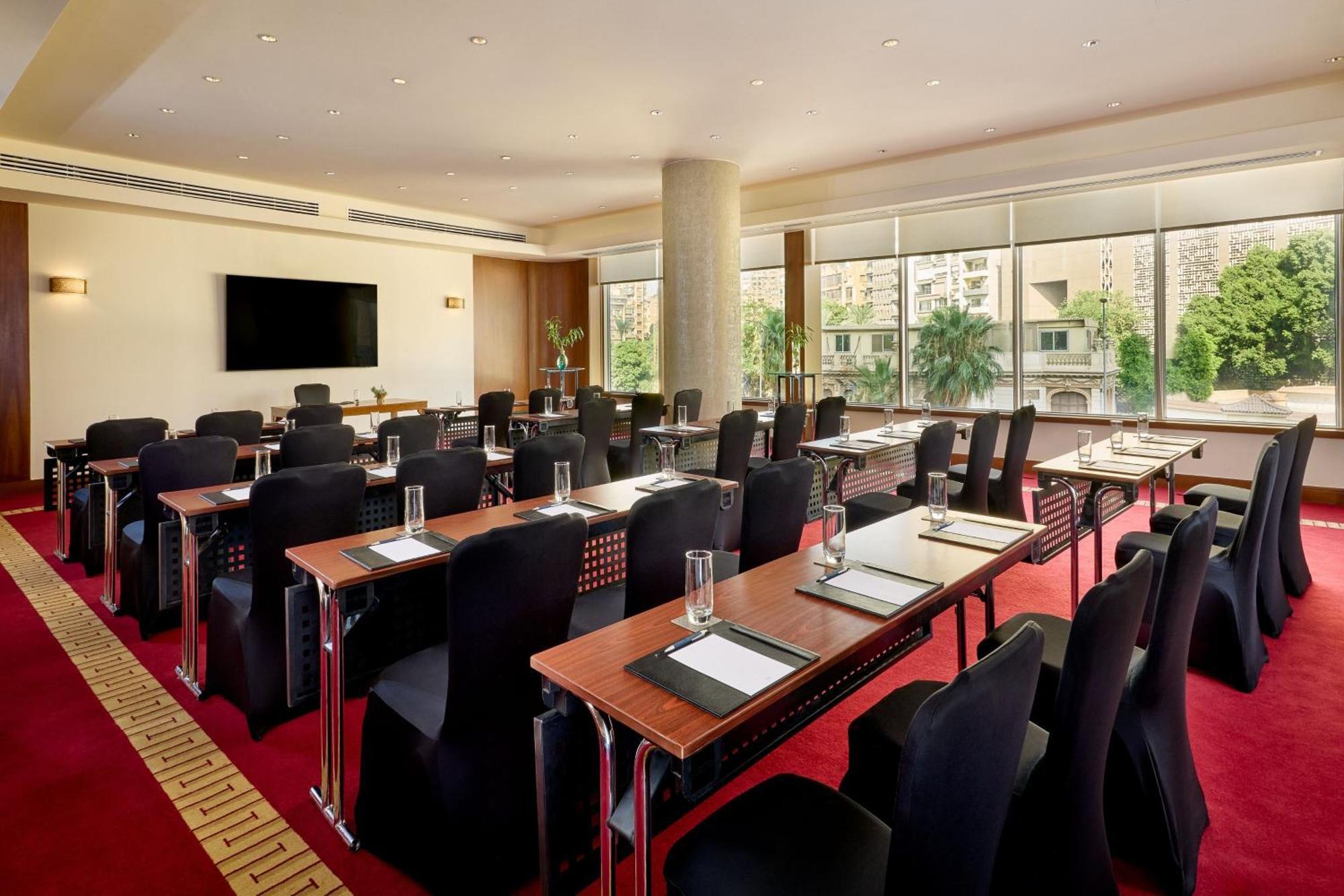 Sheraton Cairo Hotel & Casino Giza Exterior foto Meeting room