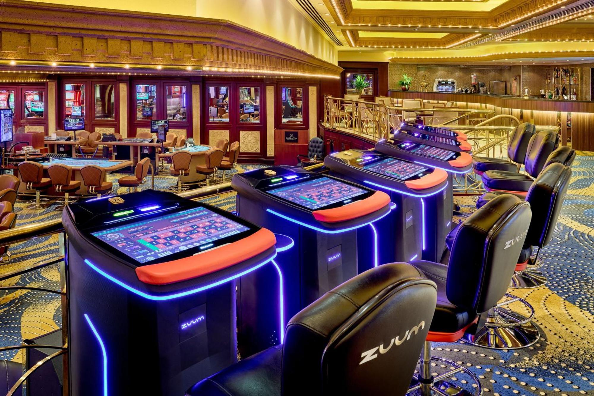 Sheraton Cairo Hotel & Casino Giza Exterior foto Casino Slots